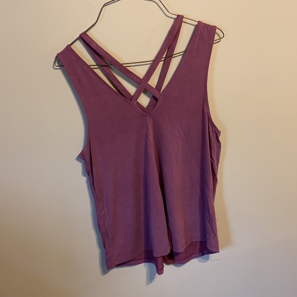 Tank top - Picture 2 of 2